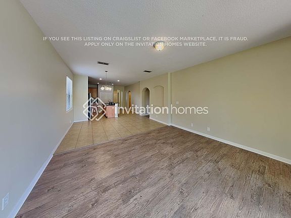 4th image of 3680 Briar Run Dr
