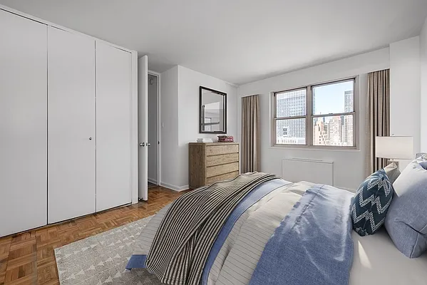 Sold by Rose Associates, Inc | media 21