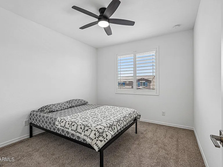 9019 W Denton Ln — Photo 36