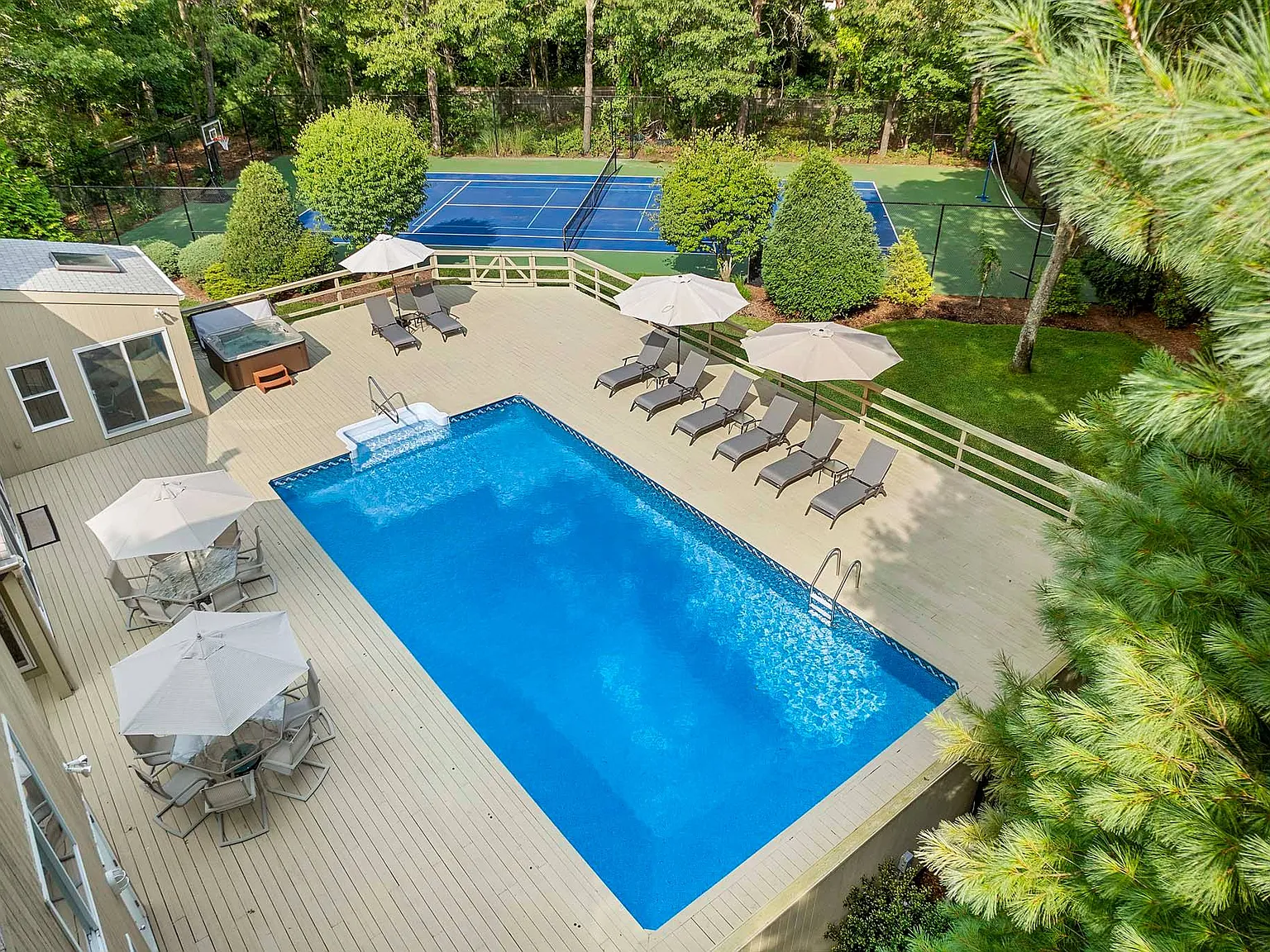 Quogue Contemporary With Heated Pool & All-Weather Court — Photo 3