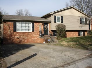 102 Lee Dr, Richmond, KY 40475