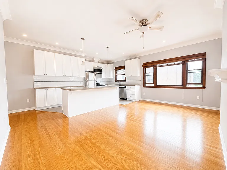 393 Molino Ave #393A — Photo 3