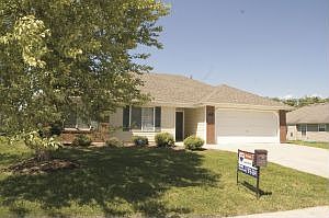 1st image of 705 Stillwater Dr