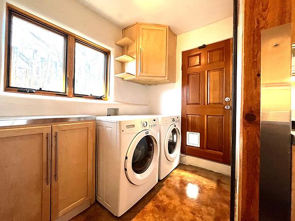 washer dryer with storage