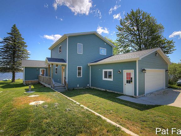 3rd image of 6040 W Mary Ann Ave