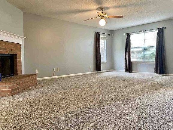 4th image of 1718 Camille Way