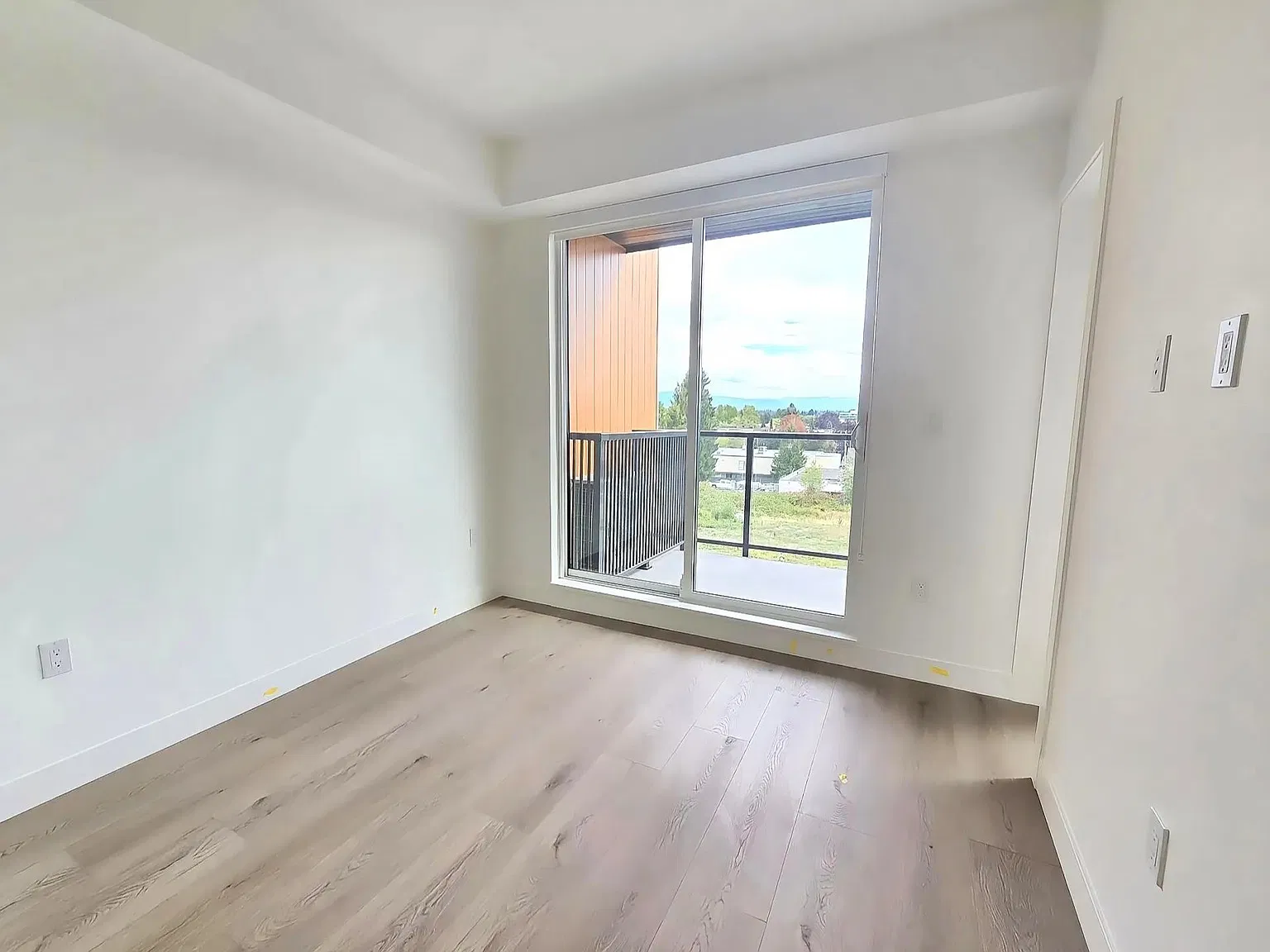 1 bed, 401 sqft, $1,680 — Photo 2