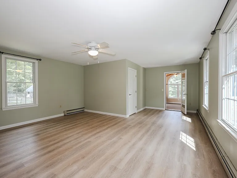 55 Holbrook Hill Rd — Photo 29