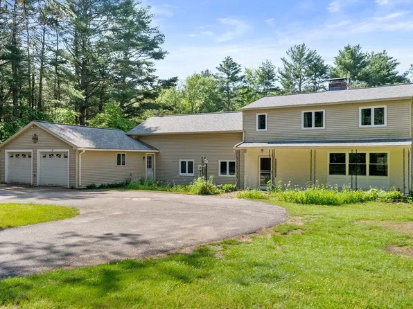 87 Ruggles St #R, Hardwick, MA 01037