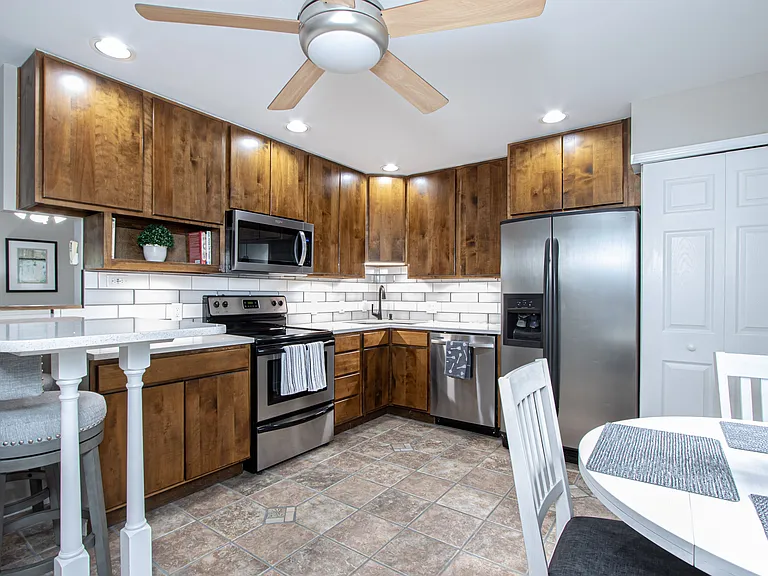 342 Fury Dr — Photo 12