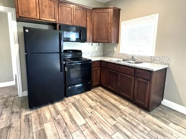 Willows Park Apartments, 117 S Yolo St #21, Willows, CA 95988