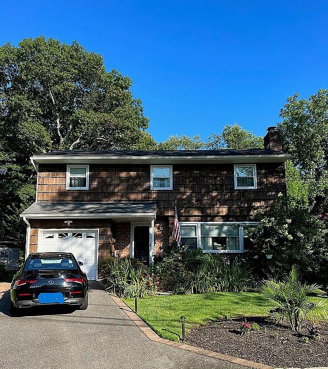 1st image of 17 Nicolette Ct
