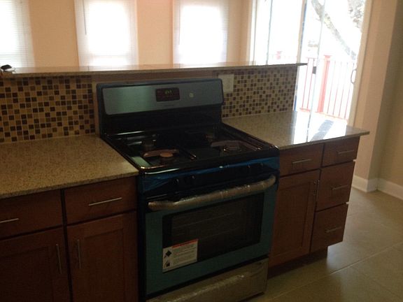 3rd image of 4022 31st Ave S