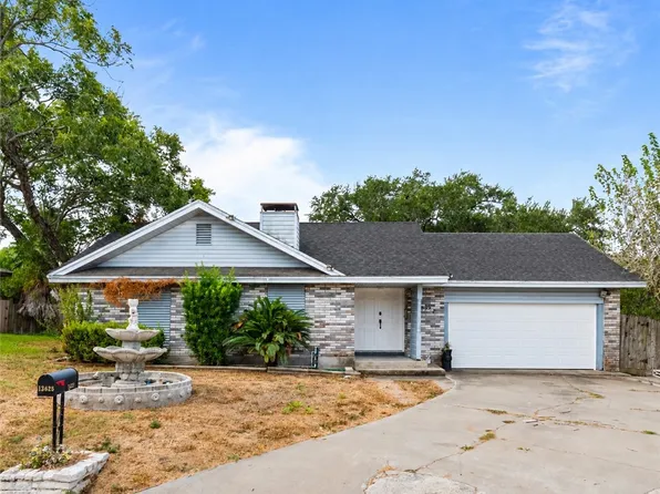 13625 Cactus Cir, Corpus Christi, TX 78410