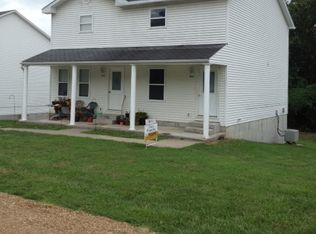 1053 Krystie Ln, Warsaw, MO 65355