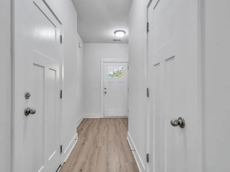 114 Lerner Ct — Photo 3