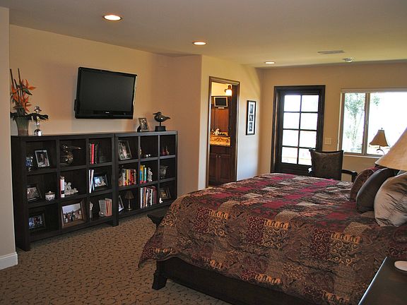 5th image of 15 Bodega Bay Dr