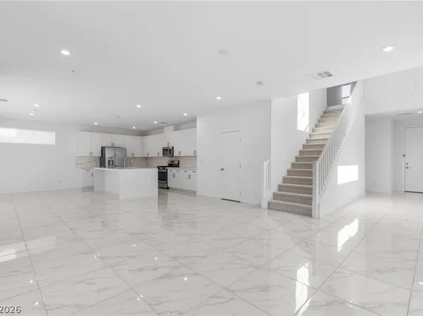 6138 Rock Arch Ct, Las Vegas, NV 89141