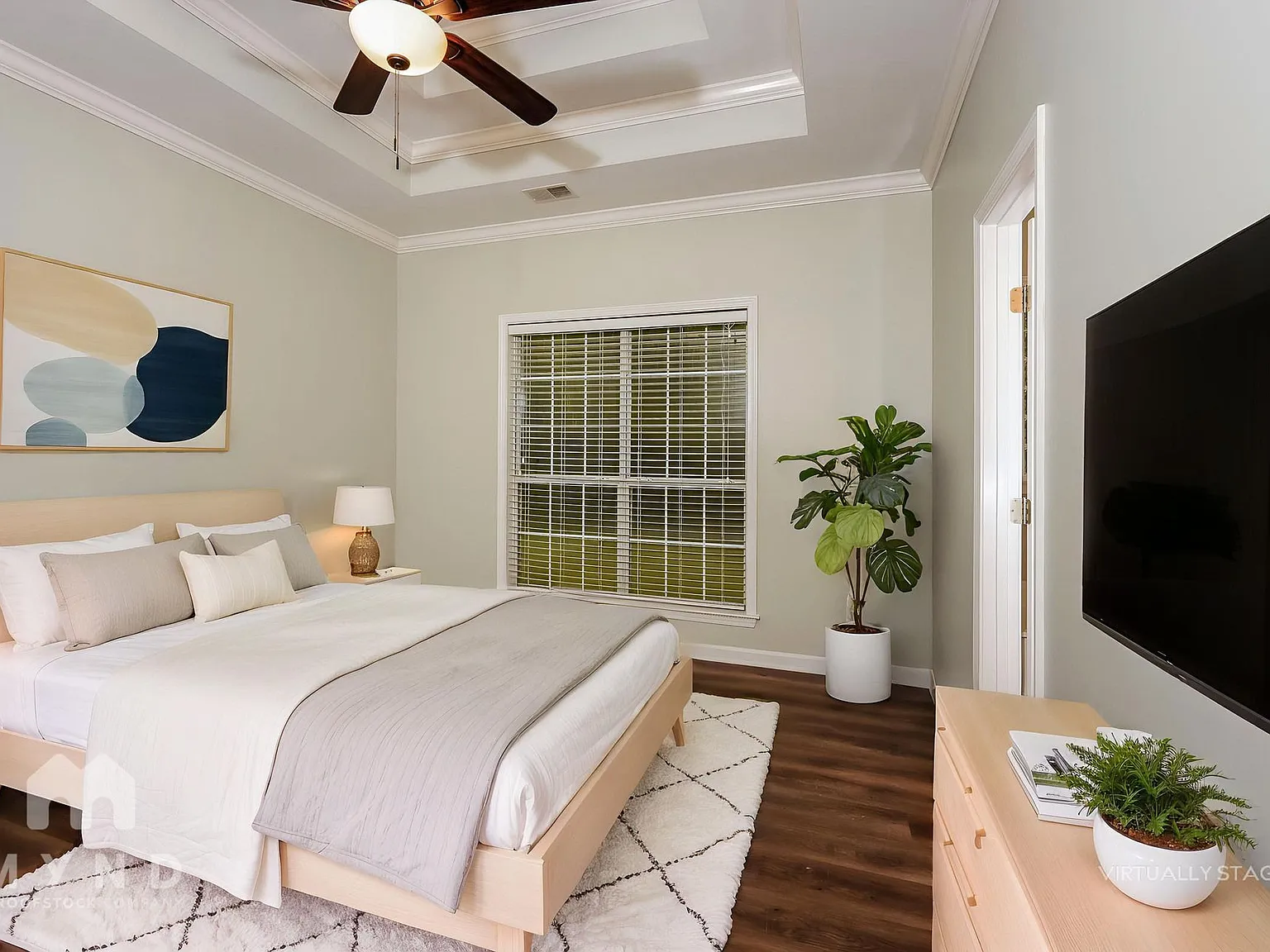 3 bed, 2.0 bath, 1429 sqft, $1,935 — Photo 4