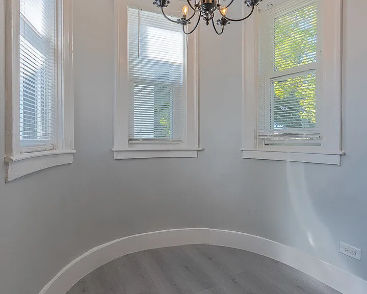 6259 W Peterson Ave #1R-1R-1 — Photo 8