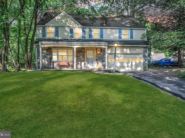 1947 Acorn Ln, Abington, PA 19001