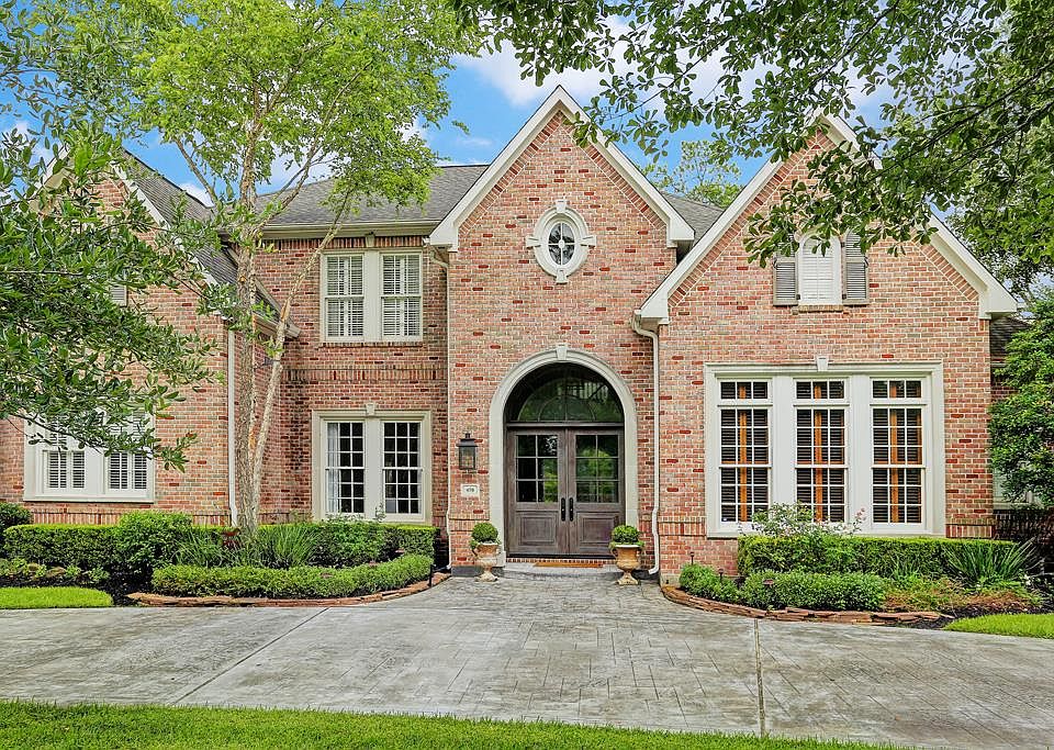 1st image of 450 Gingham Dr