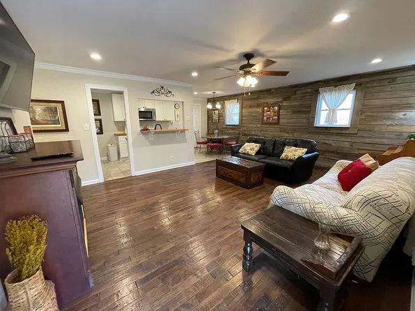 1596 Highway 55 E, Falkville, AL 35622