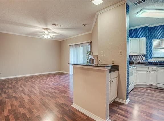 5th image of 3409 Binkley Ave