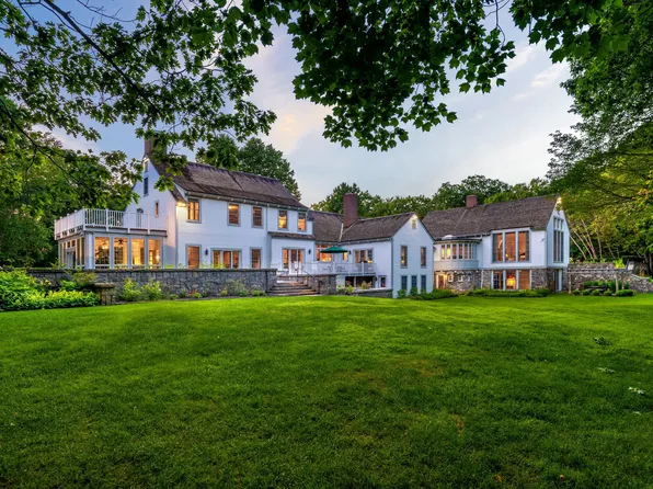 3 Canter Lane, Cape Elizabeth, ME 04107