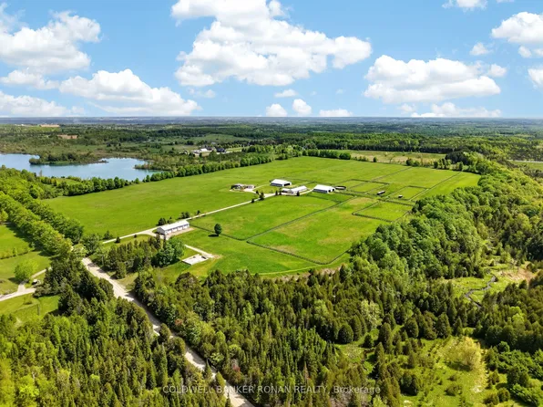 893053 6th Line, Amaranth, ON L9W 0M4
