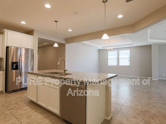 4th image of 2115 W Aston Dr