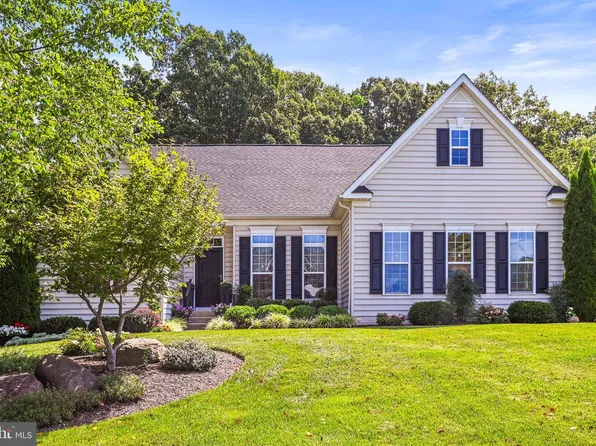 28 Kaitlyn Dr, Hanover, PA 17331