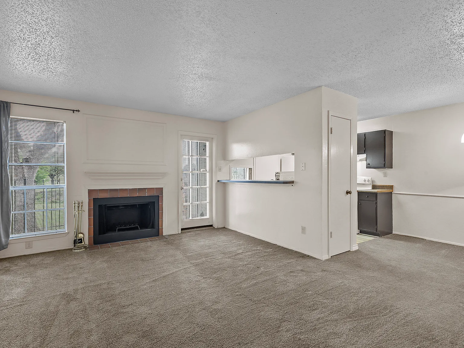 5981 Arapaho Rd Unit 1203, Dallas; 75248 - 1 — Photo 4