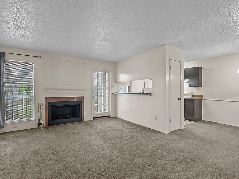 5981 Arapaho Rd #1203 — Photo 4