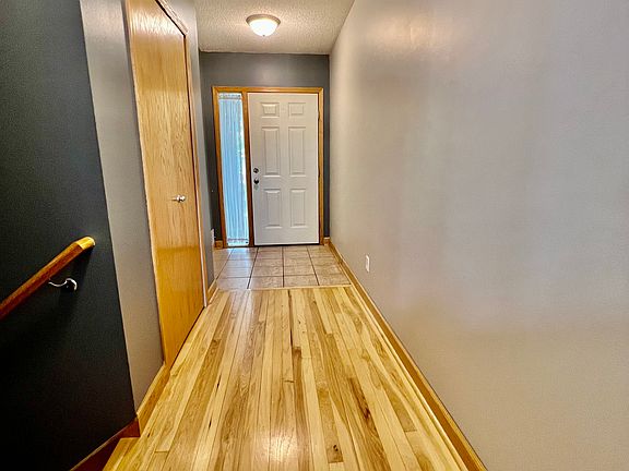 Entry/Hallway