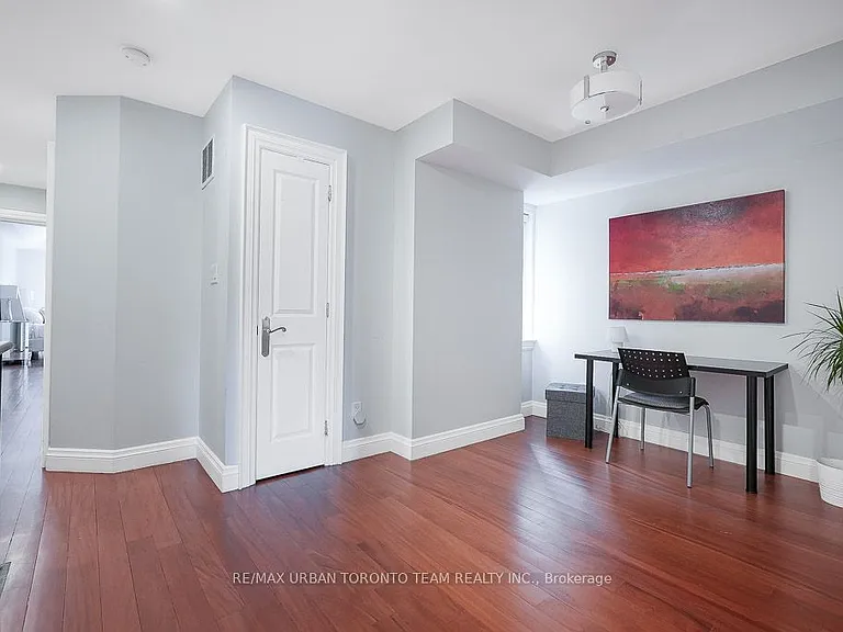 21A Grove Ave — Photo 23