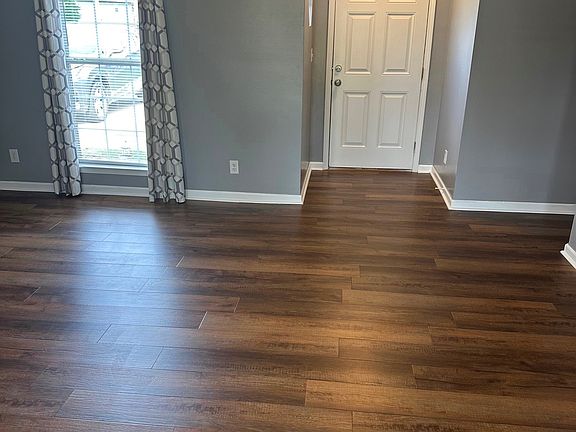 2nd image of 552 McDonald Dr