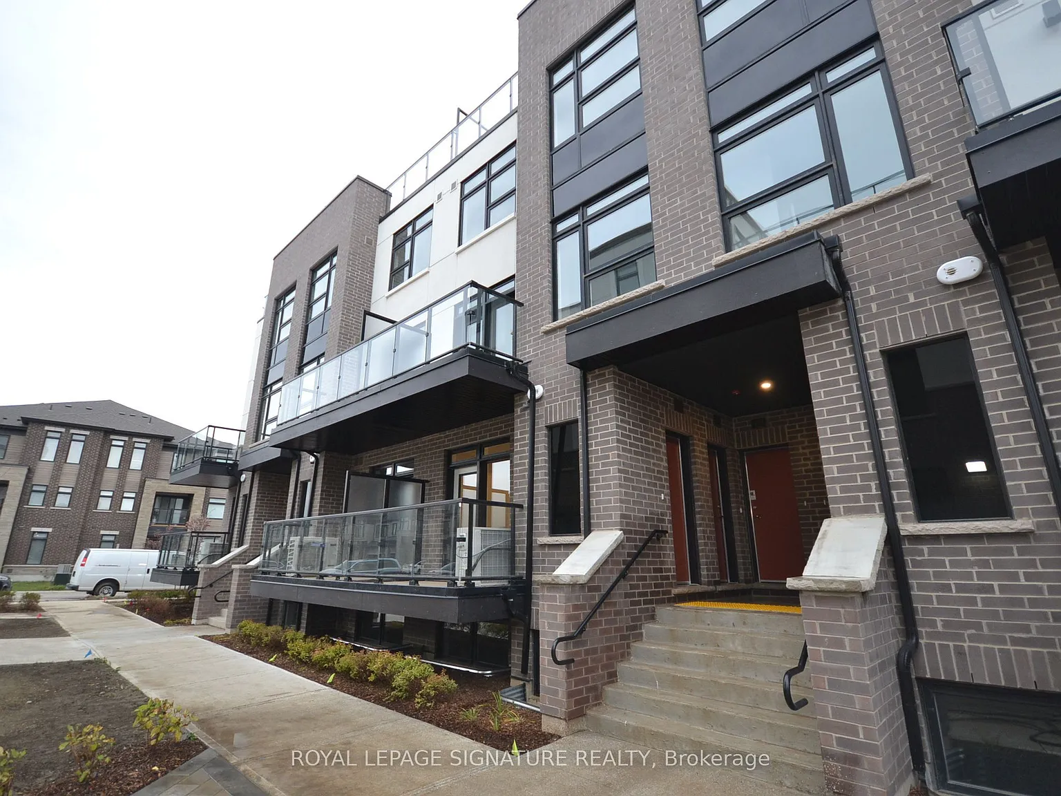 2 bed, $2,700 — Photo 1