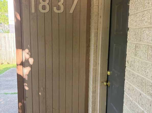1801-1843 W Deane St #1837