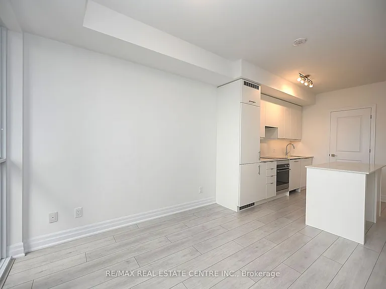 30 Elm Dr W #707 — Photo 12