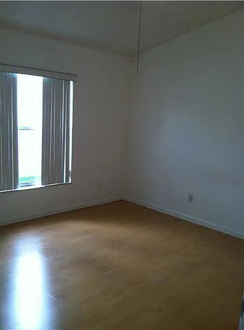 1743 Barnstable Rd — Photo 15