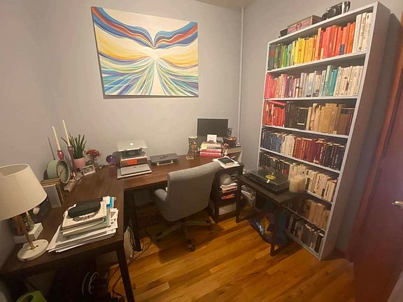 5th image of 714 6th Ave APT 1L