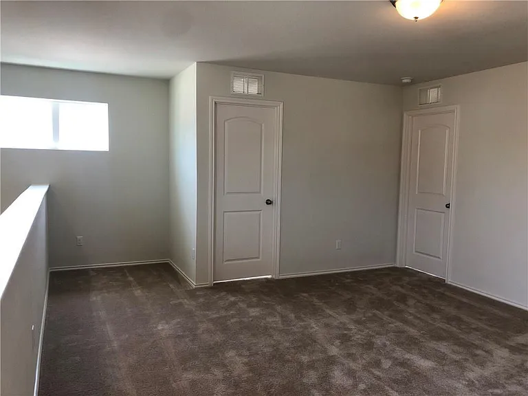 108 Yellowbark St — Photo 12