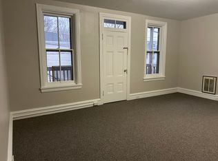 458 Locust St APT 2R, Columbia, PA 17512