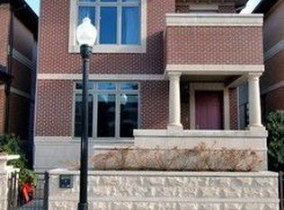 1407 S Emerald St, Chicago, IL 60607