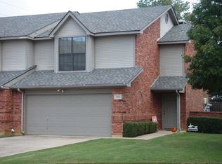 125 Wildwood Ct, Grapevine, TX 76051