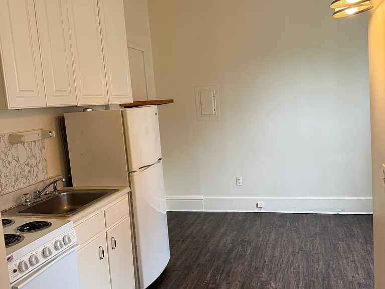 21 N Winooski Ave #D — Photo 6