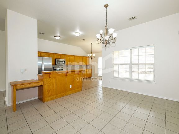 5th image of 8200 NW 83rd Pl