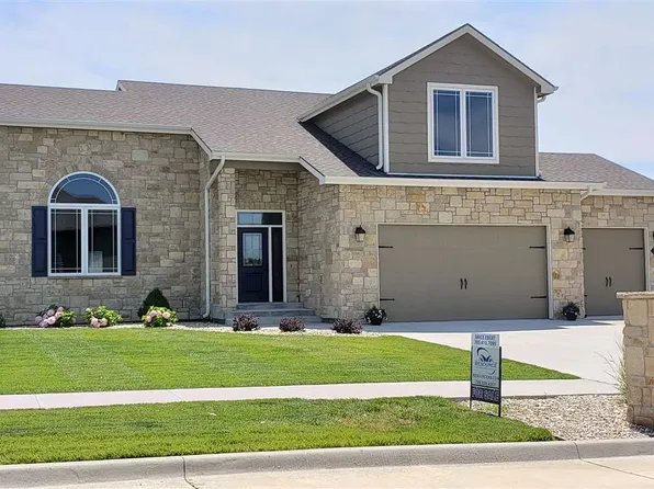 1321 Leone Ct, Manhattan, KS 66503