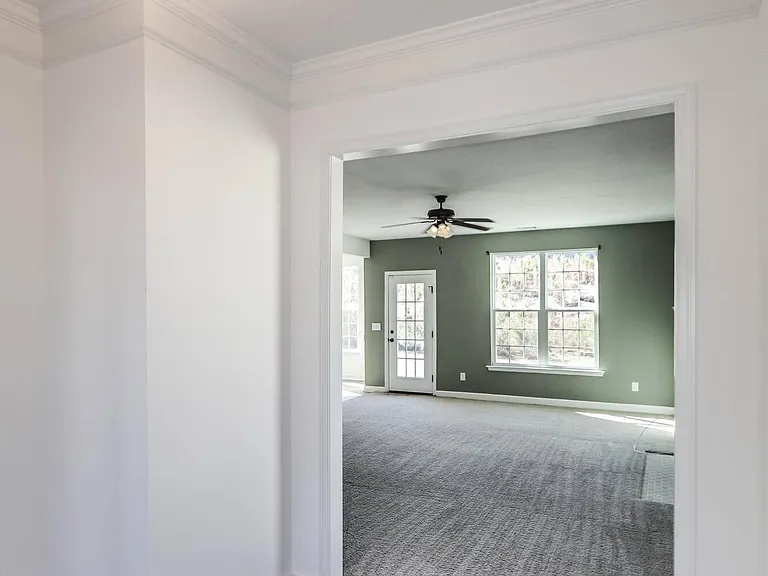 5193 Copse Dr — Photo 4